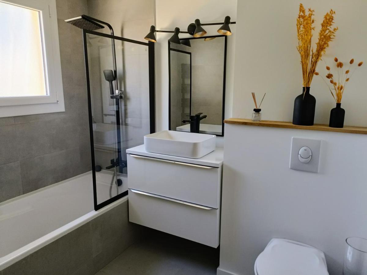 Belle Maison Mitoyenne De Standing Fréjus Kültér fotó